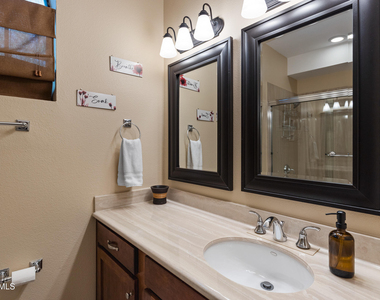 11011 N 92nd Street - Photo Thumbnail 21
