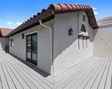 11011 N 92nd Street - Photo Thumbnail 34
