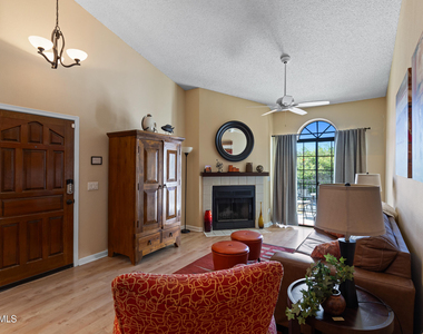 11011 N 92nd Street - Photo Thumbnail 5
