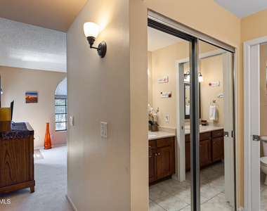 11011 N 92nd Street - Photo Thumbnail 17
