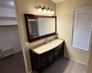 3842 W Chama Drive - Photo Thumbnail 15