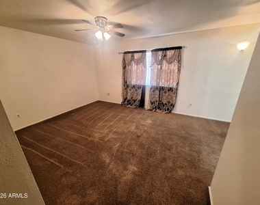 4142 W Sunnyside Avenue - Photo Thumbnail 13