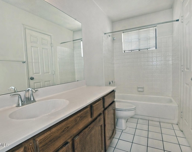 11011 N 92nd Street - Photo Thumbnail 36