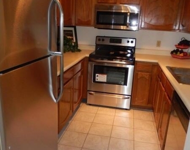 11011 N 92nd Street - Photo Thumbnail 2