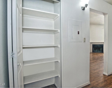 11011 N 92nd Street - Photo Thumbnail 35