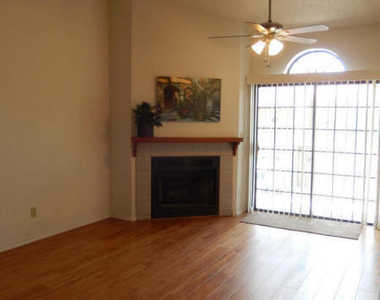 11011 N 92nd Street - Photo Thumbnail 4