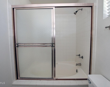 11011 N 92nd Street - Photo Thumbnail 29