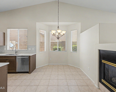 4545 E Rowel Road - Photo Thumbnail 9
