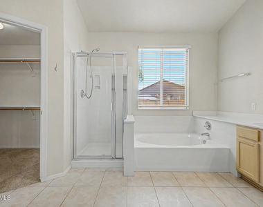 4545 E Rowel Road - Photo Thumbnail 28