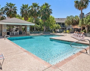 445 S Dobson Road - Photo Thumbnail 5