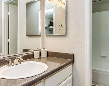 445 S Dobson Road - Photo Thumbnail 3