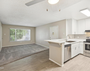 1620 W Southern Avenue - Photo Thumbnail 2