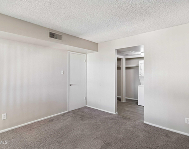 1620 W Southern Avenue - Photo Thumbnail 11