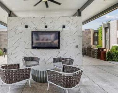 949 S Longmore Street - Photo Thumbnail 18