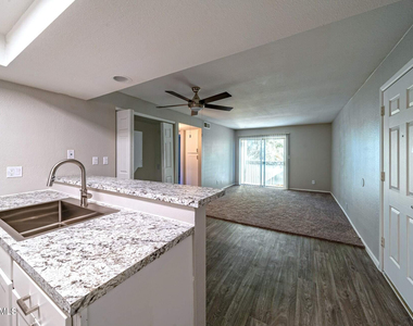 949 S Longmore Street - Photo Thumbnail 2