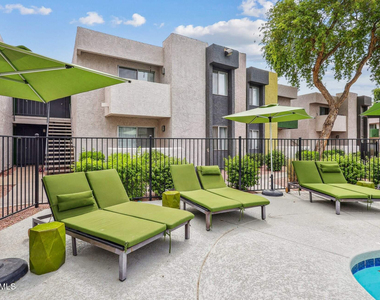 949 S Longmore Street - Photo Thumbnail 9