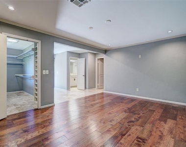 6325 Glenbrook Court - Photo Thumbnail 30