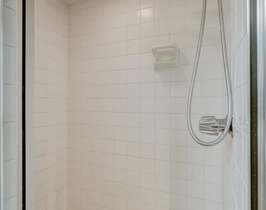6325 Glenbrook Court - Photo Thumbnail 37