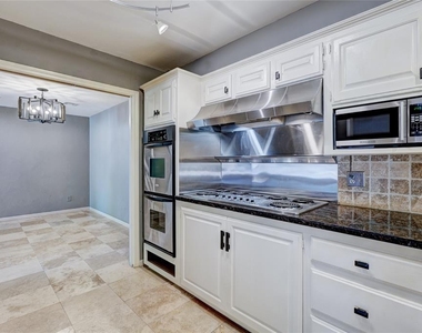 6325 Glenbrook Court - Photo Thumbnail 22