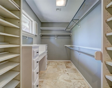 6325 Glenbrook Court - Photo Thumbnail 33