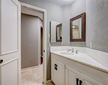 6325 Glenbrook Court - Photo Thumbnail 26