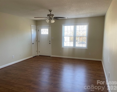 1122 28th Street Sw - Photo Thumbnail 7