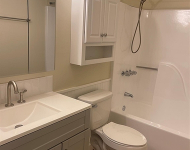 1122 28th Street Sw - Photo Thumbnail 11