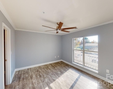 1105 Torrence Circle - Photo Thumbnail 12