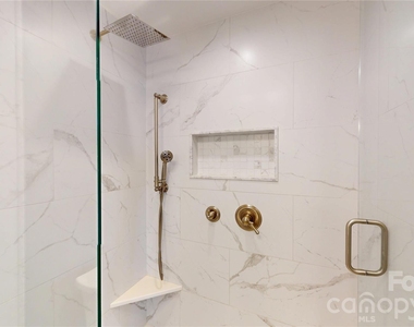 1105 Torrence Circle - Photo Thumbnail 18