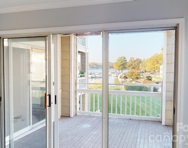 1105 Torrence Circle - Photo Thumbnail 9
