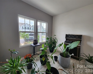 495 Switch Street - Photo Thumbnail 1