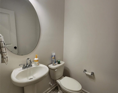 495 Switch Street - Photo Thumbnail 2