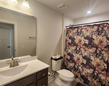 154 Stella Lane - Photo Thumbnail 11