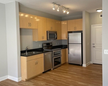 1320 Fillmore Avenue - Photo Thumbnail 2