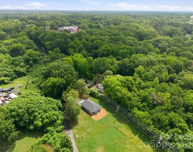 53 Travora Circle - Photo Thumbnail 7