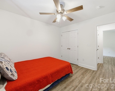 53 Travora Circle - Photo Thumbnail 22