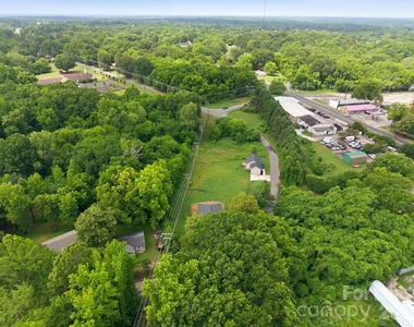53 Travora Circle - Photo Thumbnail 10
