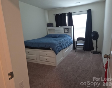 2906 Trinity Street - Photo Thumbnail 8