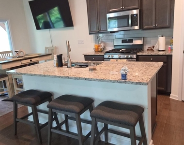 2906 Trinity Street - Photo Thumbnail 4