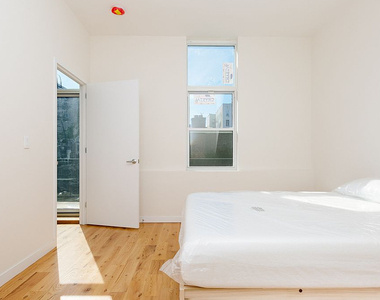 56 Marcy Avenue - Photo Thumbnail 10