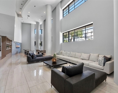 6620 Indian Creek Drive - Photo Thumbnail 49
