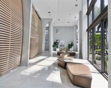 6620 Indian Creek Drive - Photo Thumbnail 47