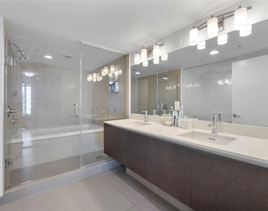 6620 Indian Creek Drive - Photo Thumbnail 18