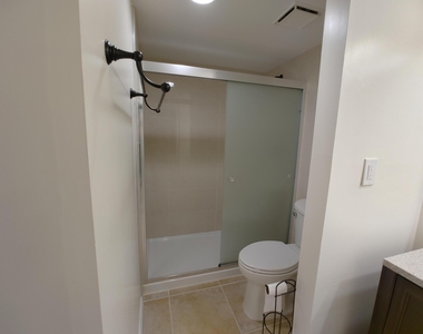 801 Se Central Parkway - Photo Thumbnail 11