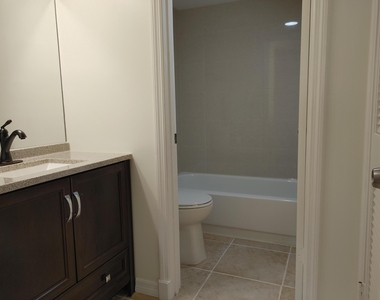 801 Se Central Parkway - Photo Thumbnail 16