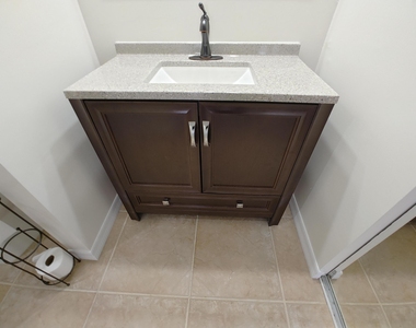 801 Se Central Parkway - Photo Thumbnail 12