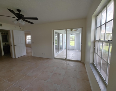 801 Se Central Parkway - Photo Thumbnail 13