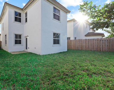 2405 Nw 131st Circle - Photo Thumbnail 22