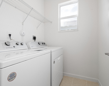 2405 Nw 131st Circle - Photo Thumbnail 20