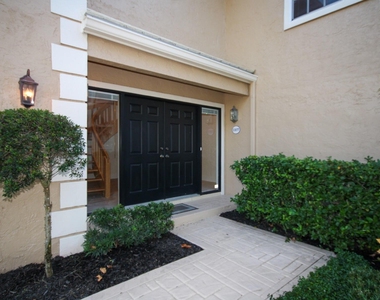 11877 Pebblewood Drive - Photo Thumbnail 6